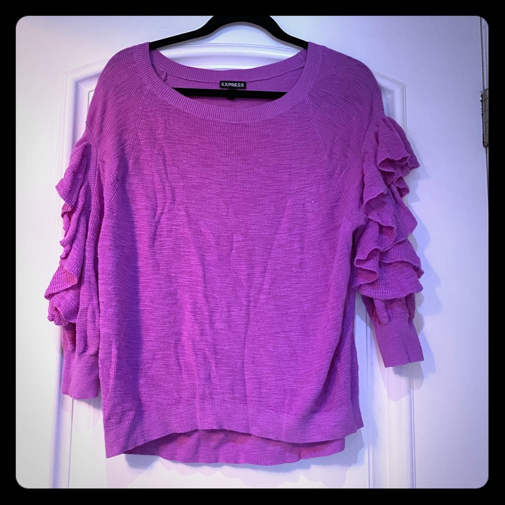 Super cute soft sweater